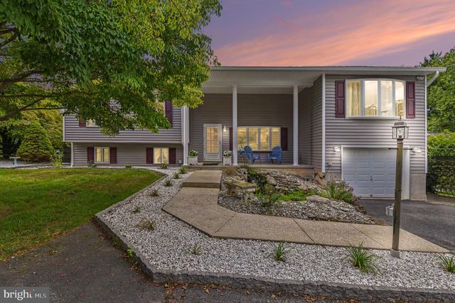 530 MOUNT HOLLY DR, Westminster, MD 21157