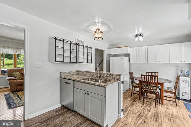 530 MOUNT HOLLY DR, Westminster, MD 21157