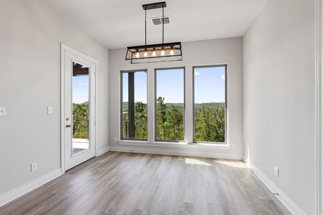 25012 Montana Creek XING, Marble Falls, TX 78654
