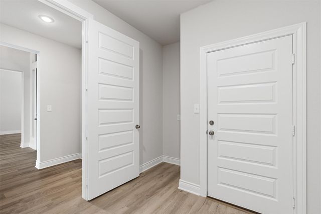 25012 Montana Creek XING, Marble Falls, TX 78654