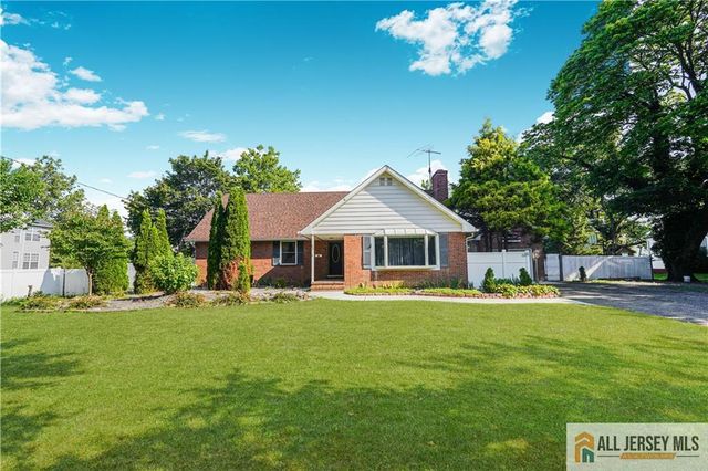 82 Milltown Road, East Brunswick, NJ 08816