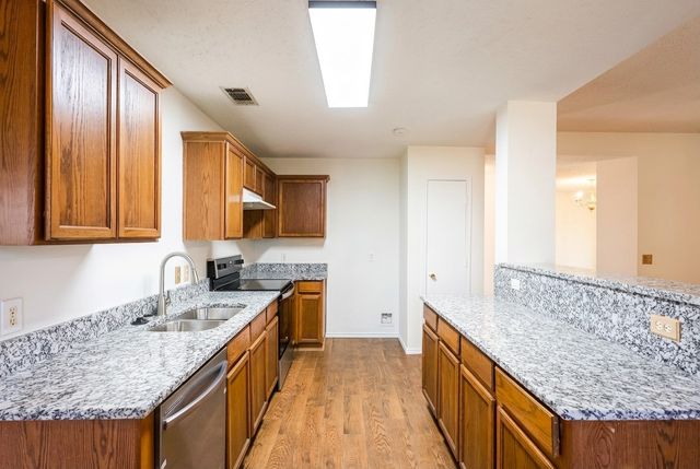 103 Pinecrest Drive, Seagoville, TX 75159