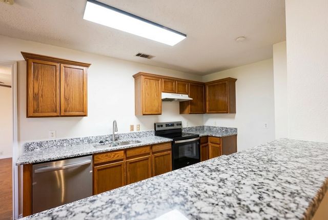 103 Pinecrest Drive, Seagoville, TX 75159