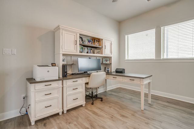 1704 Friendship Lane, Argyle, TX 76226