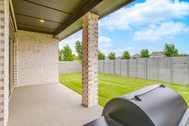 1704 Friendship Lane, Argyle, TX 76226