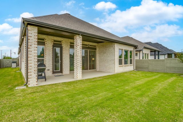 1704 Friendship Lane, Argyle, TX 76226