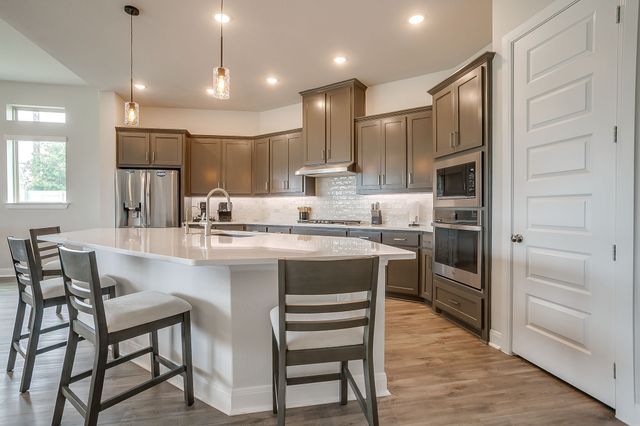 1704 Friendship Lane, Argyle, TX 76226