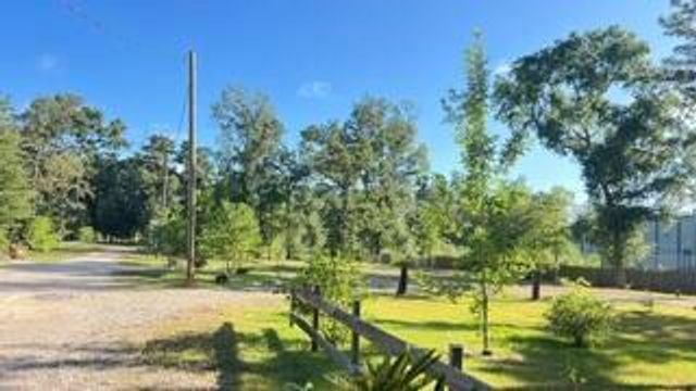 8740 & 8738 Dusty Lane, Conroe, TX 77306