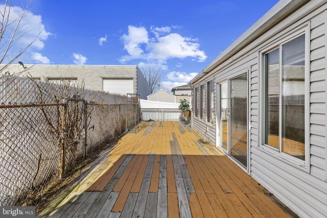 2705 DELK CT, Baltimore, MD 21222