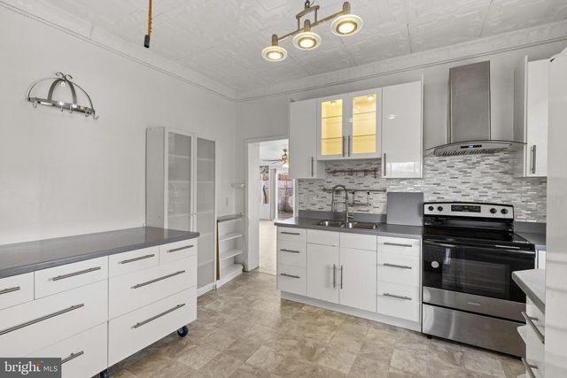 2705 DELK CT, Baltimore, MD 21222