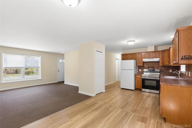 762 Bourdois Avenue, Bellport, NY 11713