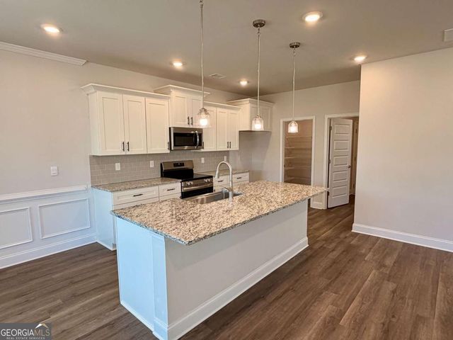 513 Creek Road, Cornelia, GA 30531