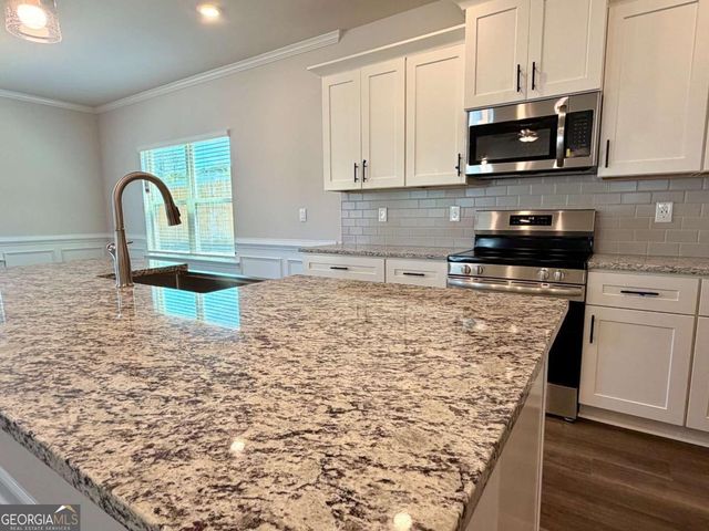 513 Creek Road, Cornelia, GA 30531