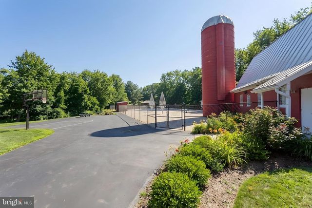 10500 COVING CROSS LN, Vienna, VA 22182