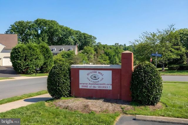 10500 COVING CROSS LN, Vienna, VA 22182