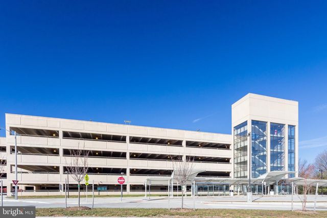 10500 COVING CROSS LN, Vienna, VA 22182