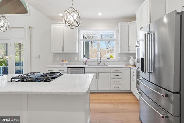 10500 COVING CROSS LN, Vienna, VA 22182