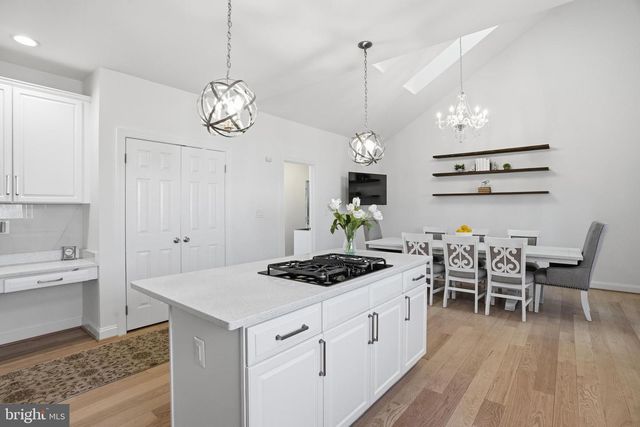 10500 COVING CROSS LN, Vienna, VA 22182