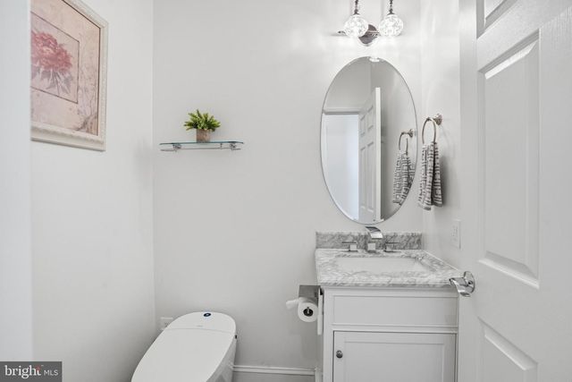 10500 COVING CROSS LN, Vienna, VA 22182