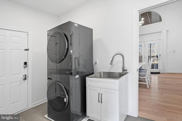 10500 COVING CROSS LN, Vienna, VA 22182