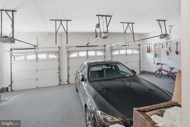 10500 COVING CROSS LN, Vienna, VA 22182