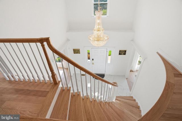 10500 COVING CROSS LN, Vienna, VA 22182