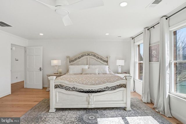 10500 COVING CROSS LN, Vienna, VA 22182