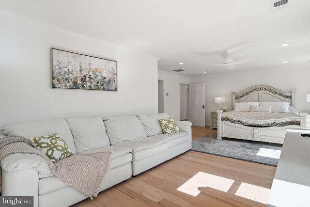 10500 COVING CROSS LN, Vienna, VA 22182