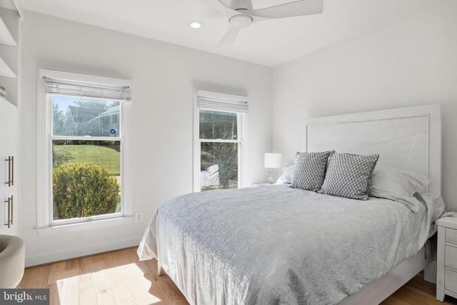 10500 COVING CROSS LN, Vienna, VA 22182