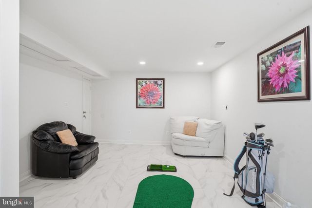 10500 COVING CROSS LN, Vienna, VA 22182