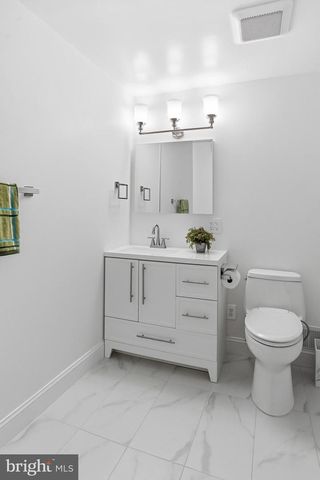 10500 COVING CROSS LN, Vienna, VA 22182