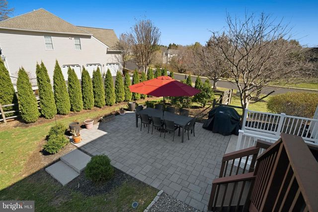 10500 COVING CROSS LN, Vienna, VA 22182