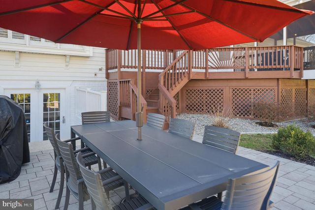 10500 COVING CROSS LN, Vienna, VA 22182