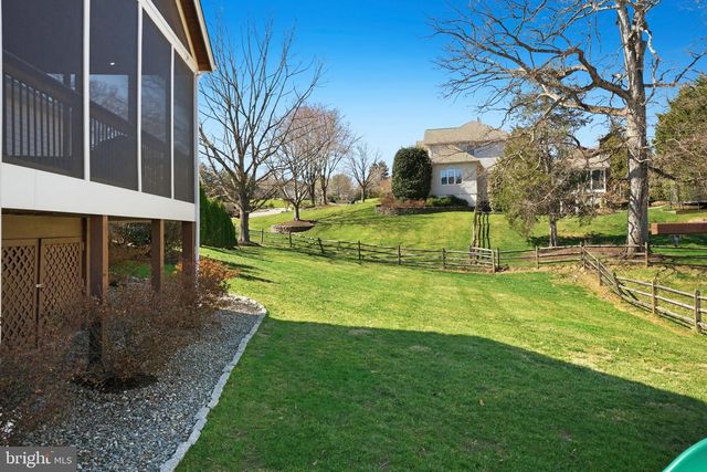 10500 COVING CROSS LN, Vienna, VA 22182