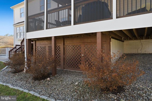 10500 COVING CROSS LN, Vienna, VA 22182