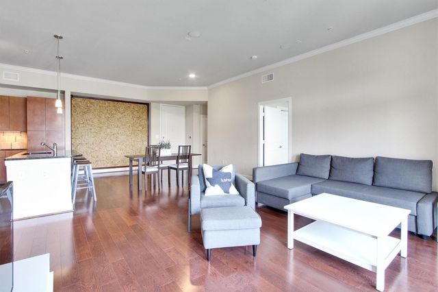 300 St Joseph Parkway 318, Houston, TX 77002