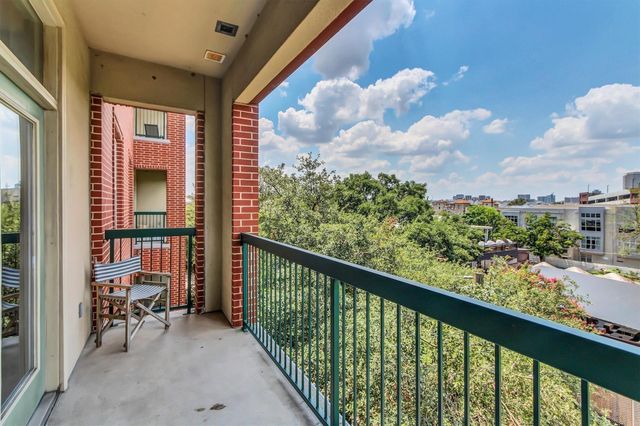 300 St Joseph Parkway 318, Houston, TX 77002