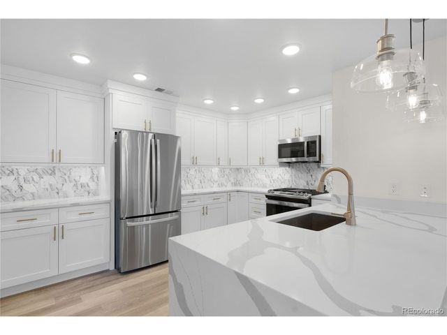 1308 SNOWBERRY Ln 301, Louisville, CO 80027