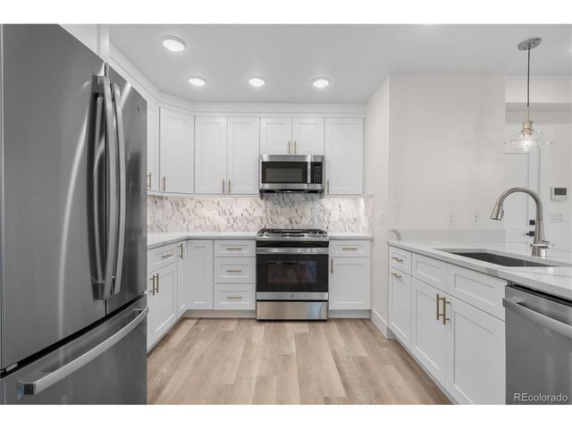 1308 SNOWBERRY Ln 301, Louisville, CO 80027