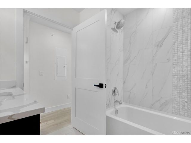 1308 SNOWBERRY Ln 301, Louisville, CO 80027