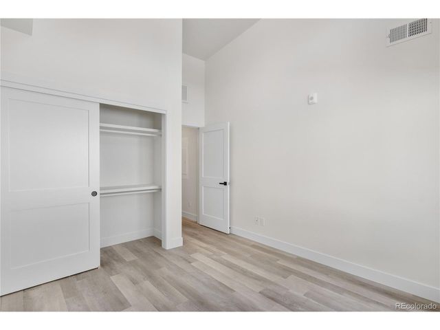 1308 SNOWBERRY Ln 301, Louisville, CO 80027