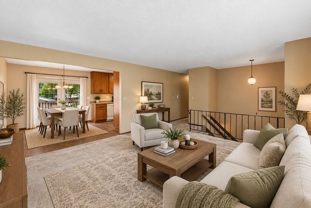516 12th Avenue NW, Altoona, IA 50009