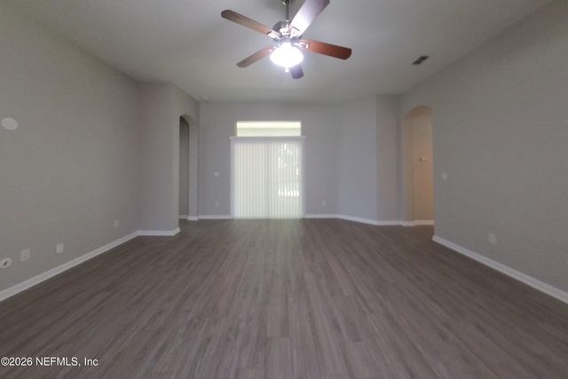 10310 RED TIP Road, Jacksonville, FL 32218