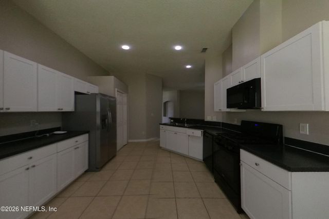 10310 RED TIP Road, Jacksonville, FL 32218