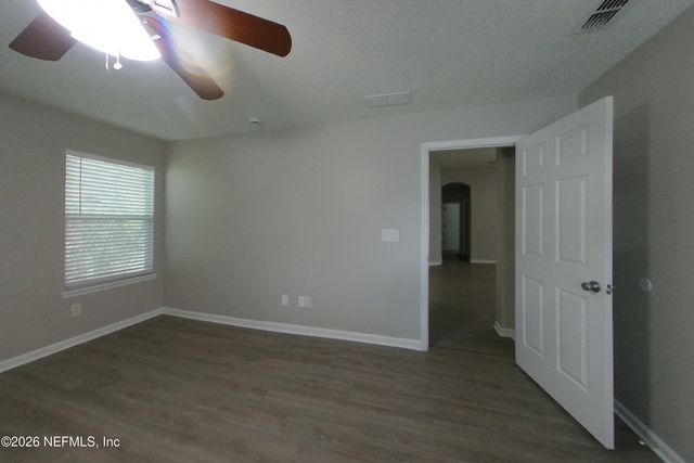 10310 RED TIP Road, Jacksonville, FL 32218