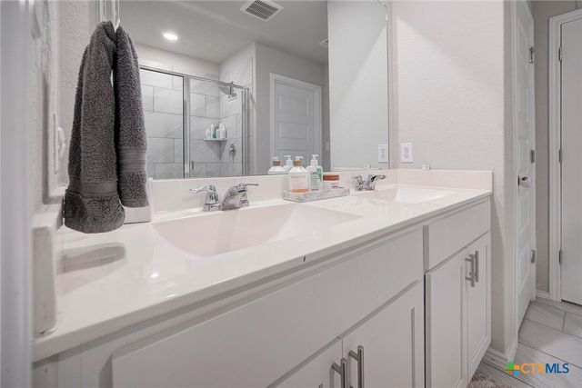 152 Honey Oak Lane, New Braunfels, TX 78130