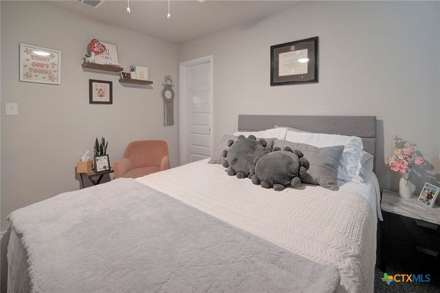 152 Honey Oak Lane, New Braunfels, TX 78130