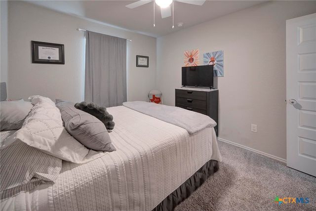 152 Honey Oak Lane, New Braunfels, TX 78130