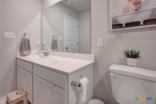 152 Honey Oak Lane, New Braunfels, TX 78130