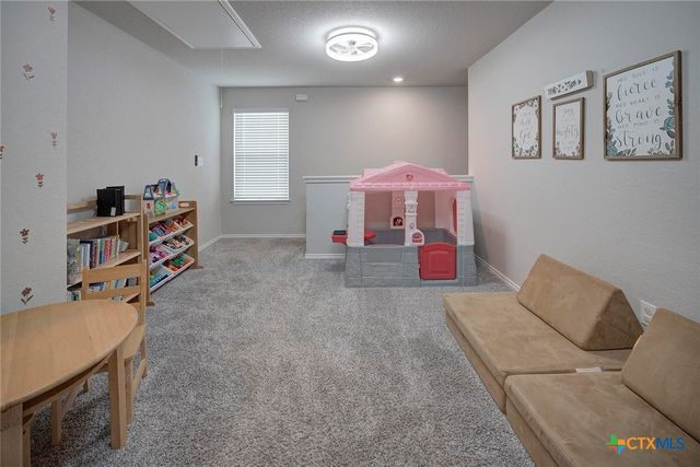 152 Honey Oak Lane, New Braunfels, TX 78130